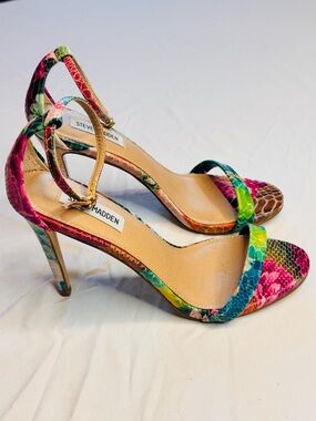 Steve Madden Stecy Pink Floral Multicolor Open Toe Strappy 4" Heel Sandals 8.5
